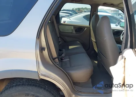 2001 Ford Escape Xlt z USA, uszkodzony, nr VIN 1FMYU03131KA15458